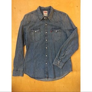 Levi’s Barstow Western Chambray Denim Shirt